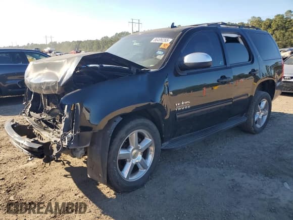 ✅ 2013 Chevrolet Tahoe LT • VIN: 1GNSCBE01DR356826 • Lot: 86499265. Listed on Copart with 249,200 mi. Free auction sales archive from the USA and detailed vehicle history report at DreamBid. Image 1.