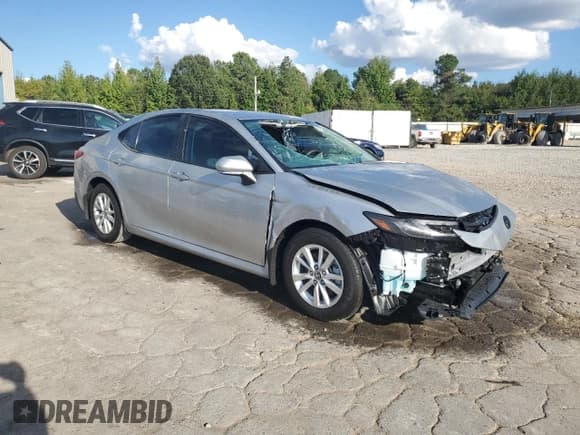 ✅ 2026 Toyota Camry Nightshade • VIN: 4T1DAACK2TU652015 • Lot: 84273135. Listed on Copart with 82 mi. Free auction sales archive from the USA and detailed vehicle history report at DreamBid. Image 4.