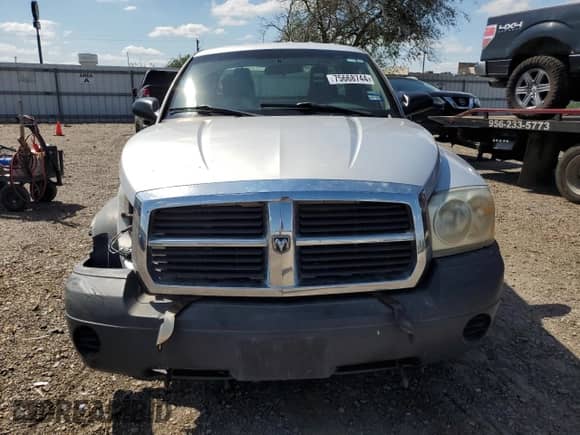 2005 Dodge Dakota ST с VIN 1D7HE22K55S217673, выставлен на аукционе Copart как лот 75668744 с пробегом 142 379 миль миль и Списание • Salvage title. История ставок и продаж доступна на DreamBid. Изображение 5.