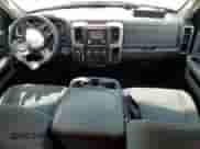 2015 Ram 1500 SLT z VIN 1C6RR6GTXFS578403, wystawiony jako Copart lot #68004065 z przebiegiem 142 903 mil mil oraz Czysty tytuł • Clean title. Historia ofert i sprzedaży dostępna na DreamBid. Obrazek 8.