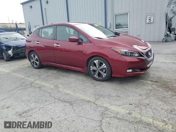 ✅ 2021 Nissan LEAF SV • VIN: 1N4AZ1CVXMC555250 • Lot: 56753595. Wystawiony na Copart z przebiegiem 16 271 mil. Bezpłatny archiwum sprzedaży aukcyjnych z USA i szczegółowy raport historii pojazdu na DreamBid. Zdjęcie 13.