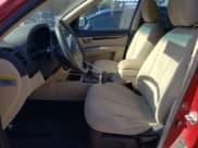 ✅ 2010 Hyundai Santa Fe GLS • VIN: 5NMSG3AB1AH401841 • Лот: 91008505. Опубликован ранее на Copart с пробегом 225 853 миль. Бесплатный доступ к архиву аукционных продаж из США и подробный отчёт об истории автомобиля на DreamBid. Изображение 7.