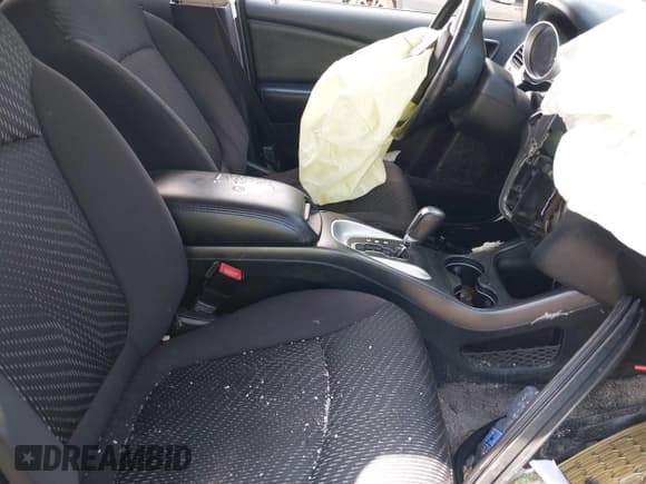 ✅ 2013 Dodge Journey American Value • VIN: 3C4PDCAB7DT555783 • Lot: 43120210. Wystawiony na IAAI z przebiegiem 150 421 mil. Bezpłatny archiwum sprzedaży aukcyjnych z USA i szczegółowy raport historii pojazdu na DreamBid. Zdjęcie 5.