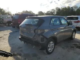 ✅ 2022 Hyundai Venue SE • VIN: KMHRB8A3XNU177787 • Lot: 78832614. Wystawiony na Copart z przebiegiem 31 626 mil. Bezpłatny archiwum sprzedaży aukcyjnych z USA i szczegółowy raport historii pojazdu na DreamBid. Zdjęcie 3.