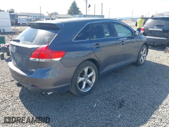 ✅ 2009 Toyota Venza • VIN: 4T3BK11A29U014846 • Lot: 43018409. Listed on IAAI with 114,740 mi. Free auction sales archive from the USA and detailed vehicle history report at DreamBid. Image 4.