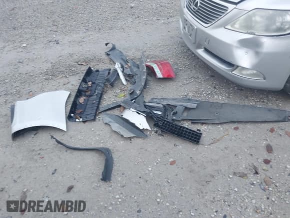 ✅ 2008 Lexus LS 460 • VIN: JTHBL46F985063260 • Lot: 43790797. Wystawiony na IAAI z przebiegiem Nie podano. Bezpłatny archiwum sprzedaży aukcyjnych z USA i szczegółowy raport historii pojazdu na DreamBid. Zdjęcie 12.