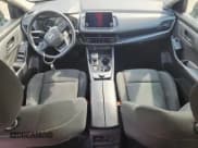 ✅ 2025 Nissan Rogue S • VIN: 5N1BT3AB8SC785897 • Лот: 70704075. Опубликован ранее на Copart с пробегом 74 900 миль. Бесплатный доступ к архиву аукционных продаж из США и подробный отчёт об истории автомобиля на DreamBid. Изображение 8.