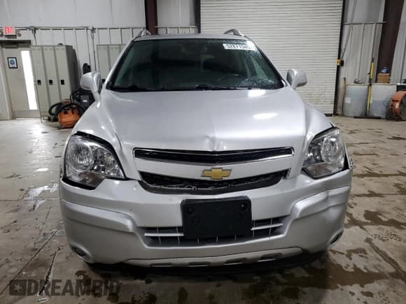 ✅ 2014 Chevrolet Captiva Sport LT • VIN: 3GNAL3EK9ES506618 • Lot: 52871545. Wystawiony na Copart z przebiegiem 67 121 mil. Bezpłatny archiwum sprzedaży aukcyjnych z USA i szczegółowy raport historii pojazdu na DreamBid. Zdjęcie 5.