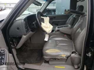 2004 Chevrolet Suburban Z71 с VIN 3GNFK16Z84G186766, выставлен на аукционе Copart как лот 69936771 с пробегом Не указан миль и Списание • Salvage title. История ставок и продаж доступна на DreamBid. Изображение 5.