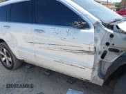 ✅ 2015 Jeep Grand Cherokee Limited • VIN: 1C4RJFBG8FC627568 • Lot: 43281521. Listed on IAAI with 177,613 mi. Free auction sales archive from the USA and detailed vehicle history report at DreamBid. Image 18.