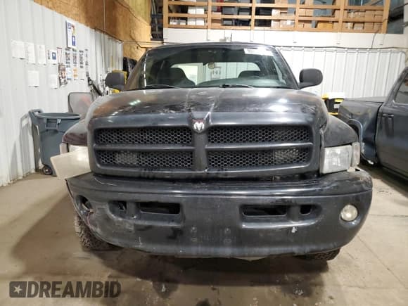✅ 2001 Dodge 1500 • VIN: 3B7HF13Z31M264958 • Lot: 90492485. Wystawiony na Copart z przebiegiem 90 877 mil. Bezpłatny archiwum sprzedaży aukcyjnych z USA i szczegółowy raport historii pojazdu na DreamBid. Zdjęcie 5.