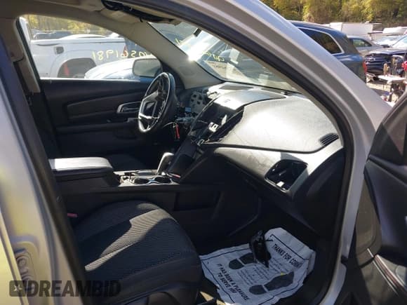 ✅ 2010 GMC Terrain SLE-2 • VIN: 2CTFLEEW6A6362276 • Lot: 40561981. Wystawiony na IAAI z przebiegiem Nie podano. Bezpłatny archiwum sprzedaży aukcyjnych z USA i szczegółowy raport historii pojazdu na DreamBid. Zdjęcie 5.