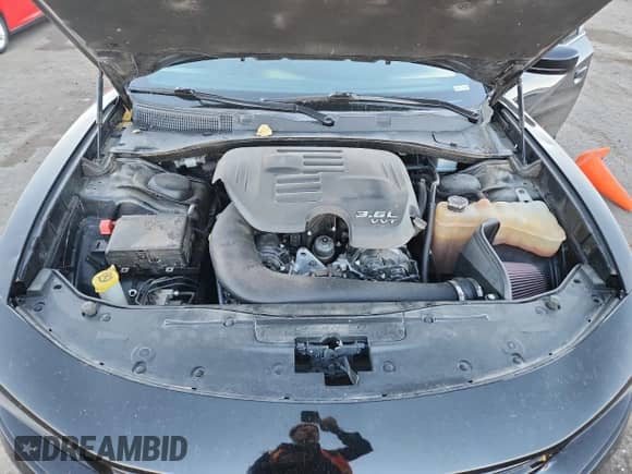 2019 Dodge Charger SXT with VIN 2C3CDXBG1KH666842, listed as a Copart auction lot 80399685 with 84,252 mi miles and Salvage title. Bid and sale history available at DreamBid. Image 11.