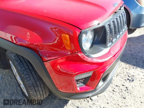 ✅ 2019 Jeep Renegade Latitude • VIN: ZACNJABB8KPJ76683 • Lot: 43672368. Listed on IAAI with 53,998 mi. Free auction sales archive from the USA and detailed vehicle history report at DreamBid. Image 19.