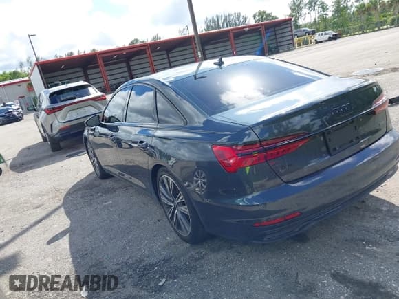 ✅ 2024 Audi A6 Premium Plus • VIN: WAUE3BF25RN024745 • Лот: 43359891. Опубликован ранее на IAAI с пробегом 22 996 миль. Бесплатный доступ к архиву аукционных продаж из США и подробный отчёт об истории автомобиля на DreamBid. Изображение 3.