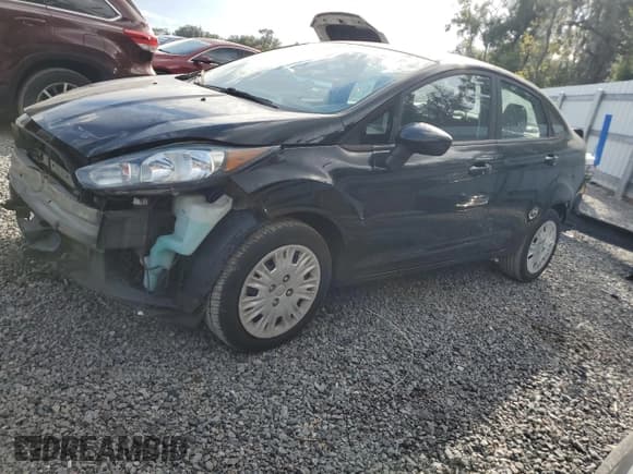 ✅ 2018 Ford Fiesta S • VIN: 3FADP4AJXJM105984 • Lot: 89800195. Listed on Copart with 55,584 mi. Free auction sales archive from the USA and detailed vehicle history report at DreamBid. Image 1.