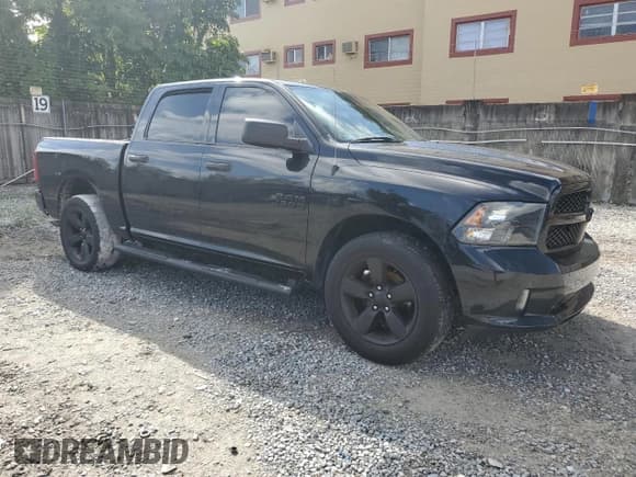 ✅ 2018 Ram 1500 Express • VIN: 1C6RR6KG6JS297010 • Lot: 81755635. Listed on Copart with 80,981 mi. Free auction sales archive from the USA and detailed vehicle history report at DreamBid. Image 4.