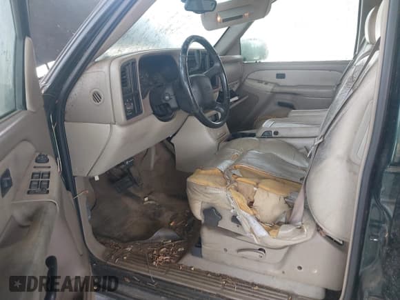 ✅ 2001 Chevrolet Suburban LS • VIN: 3GNEC16T71G217733 • Лот: 43040582. Опубликован ранее на IAAI с пробегом 233 216 миль. Бесплатный доступ к архиву аукционных продаж из США и подробный отчёт об истории автомобиля на DreamBid. Изображение 5.