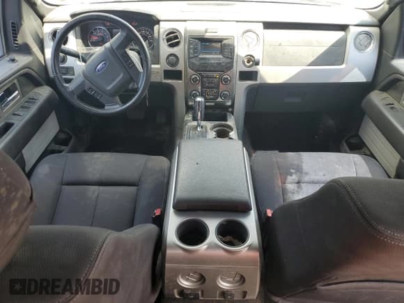 ✅ 2013 Ford F-150 XL • VIN: 1FTFW1EF5DKE31021 • Lot: 56329355. Wystawiony na Copart z przebiegiem 158 946 mil. Bezpłatny archiwum sprzedaży aukcyjnych z USA i szczegółowy raport historii pojazdu na DreamBid. Zdjęcie 8.