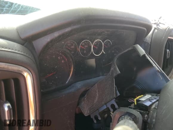 ✅ 2020 Chevrolet Silverado 1500 LT • VIN: 1GCUYDED0LZ345445 • Lot: 75865154. Wystawiony na Copart z przebiegiem Nie podano. Bezpłatny archiwum sprzedaży aukcyjnych z USA i szczegółowy raport historii pojazdu na DreamBid. Zdjęcie 9.