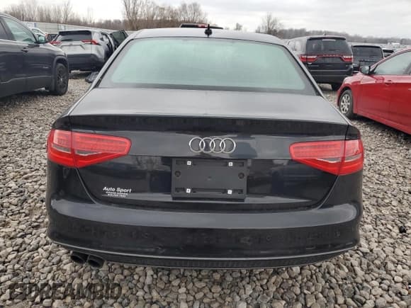 ✅ 2014 Audi A4 Premium Plus • VIN: WAUFFAFL8EN016714 • Лот: 82759985. Опубликован ранее на Copart с пробегом Не указан. Бесплатный доступ к архиву аукционных продаж из США и подробный отчёт об истории автомобиля на DreamBid. Изображение 6.