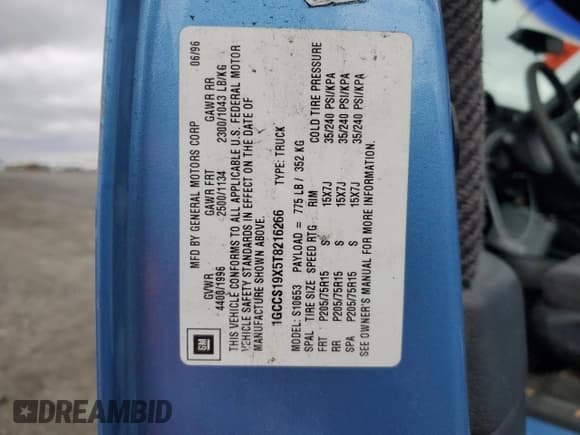 ✅ 1996 Chevrolet S-10 LS • VIN: 1GCCS19X5T8216266 • Лот: 51624595. Опубликован ранее на Copart с пробегом 185 714 миль. Бесплатный доступ к архиву аукционных продаж из США и подробный отчёт об истории автомобиля на DreamBid. Изображение 12.