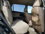 ✅ 2007 Toyota RAV4 Limited • VIN: JTMBD31V576038940 • Lot: 58601225. Wystawiony na Copart z przebiegiem 165 682 mil. Bezpłatny archiwum sprzedaży aukcyjnych z USA i szczegółowy raport historii pojazdu na DreamBid. Zdjęcie 11.