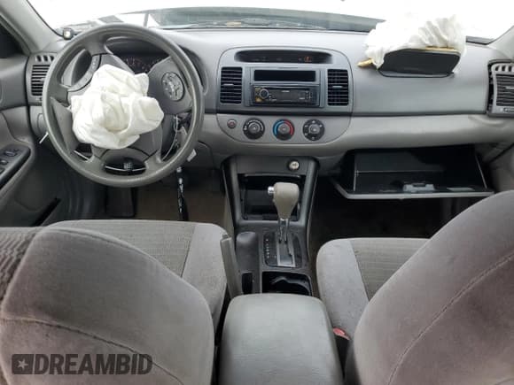 ✅ 2006 Toyota Camry SE • VIN: 4T1BE30K66U160698 • Лот: 90642825. Опубликован ранее на Copart с пробегом 285 676 миль. Бесплатный доступ к архиву аукционных продаж из США и подробный отчёт об истории автомобиля на DreamBid. Изображение 8.