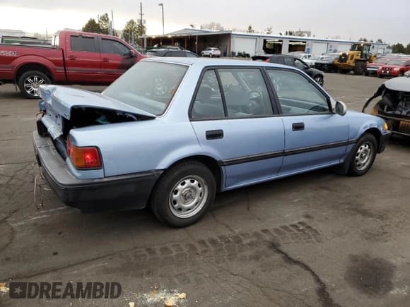 ✅ 1989 Honda Civic DX • VIN: 1HGED364XKA043135 • Lot: 86406364. Listed on Copart with 83,120 mi. Free auction sales archive from the USA and detailed vehicle history report at DreamBid. Image 3.