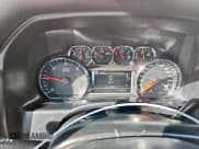 ✅ 2015 Chevrolet Silverado 2500HD LT • VIN: 1GC1KVEG3FF165208 • Lot: 90517925. Wystawiony na Copart z przebiegiem 311 427 mil. Bezpłatny archiwum sprzedaży aukcyjnych z USA i szczegółowy raport historii pojazdu na DreamBid. Zdjęcie 9.