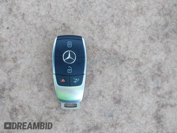 ✅ 2021 Mercedes-Benz GLC 300 • VIN: W1N0G8DB3MV286028 • Лот: 43506422. Опубликован ранее на IAAI с пробегом 84 611 миль. Бесплатный доступ к архиву аукционных продаж из США и подробный отчёт об истории автомобиля на DreamBid. Изображение 11.