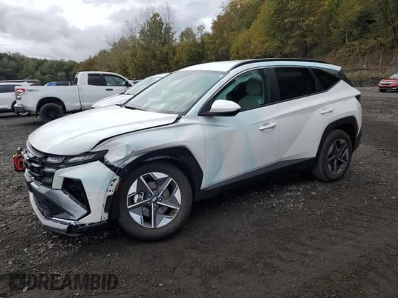 ✅ 2025 Hyundai Tucson SEL • VIN: 3KMJBCDE3SE015928 • Lot: 85598865. Listed on Copart with 1,105 mi. Free auction sales archive from the USA and detailed vehicle history report at DreamBid. Image 1.