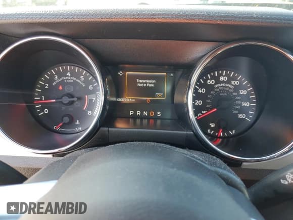 ✅ 2017 Ford Mustang GT Premium • VIN: 1FA6P8CF4H5289859 • Lot: 82292765. Wystawiony na Copart z przebiegiem 83 723 mil. Bezpłatny archiwum sprzedaży aukcyjnych z USA i szczegółowy raport historii pojazdu na DreamBid. Zdjęcie 9.