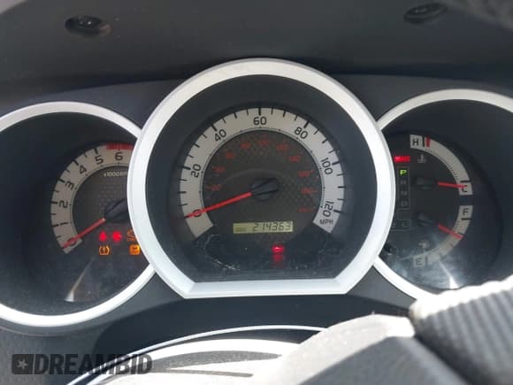 ✅ 2014 Toyota Tacoma • VIN: 5TFMU4FN9EX025557 • Lot: 42778329. Wystawiony na IAAI z przebiegiem 214 363 mil. Bezpłatny archiwum sprzedaży aukcyjnych z USA i szczegółowy raport historii pojazdu na DreamBid. Zdjęcie 7.