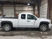 ✅ 2007 Chevrolet Silverado 1500 1LT • VIN: 2GCEK19J871632437 • Lot: 43867988. Wystawiony na IAAI z przebiegiem 134 852 mil. Bezpłatny archiwum sprzedaży aukcyjnych z USA i szczegółowy raport historii pojazdu na DreamBid. Zdjęcie 13.