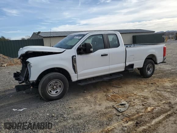 ✅ 2024 Ford F-250 XL • VIN: 1FT7X2AA3REC46022 • Lot: 92617985. Listed on Copart with 58,629 mi. Free auction sales archive from the USA and detailed vehicle history report at DreamBid. Image 1.