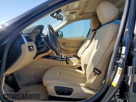 ✅ 2012 BMW 3 Series 328i • VIN: WBA3A5C58CF349758 • Lot: 90377155. Listed on Copart with 106,625 mi. Free auction sales archive from the USA and detailed vehicle history report at DreamBid. Image 7.