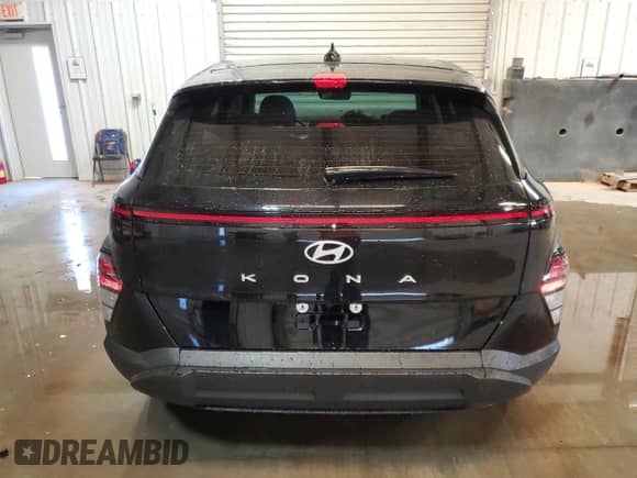 2025 Hyundai Kona SE с VIN KM8HA3AB8SU274040, выставлен на аукционе Copart как лот 81449715 с пробегом 794 миль миль и Чистый • Clean title. История ставок и продаж доступна на DreamBid. Изображение 6.