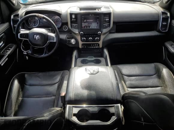 2019 Ram 1500 Laramie с VIN 1C6SRFJT6KN562170, выставлен на аукционе Copart как лот 81859245 с пробегом 78 224 миль миль и Списание • Salvage title. История ставок и продаж доступна на DreamBid. Изображение 8.