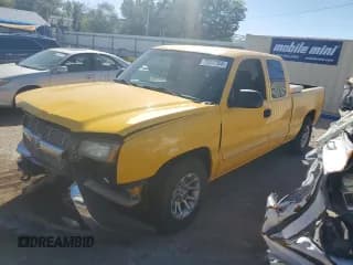✅ 2003 Chevrolet Silverado 1500 LS • VIN: 1GCEC19T43Z296947 • Лот: 73397764. Опубликован ранее на Copart с пробегом 267 930 миль. Бесплатный доступ к архиву аукционных продаж из США и подробный отчёт об истории автомобиля на DreamBid. Изображение 1.