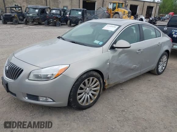 ✅ 2011 Buick Regal CXL Turbo TO2 • VIN: W04GW5EV2B1075451 • Lot: 42355451. Listed on IAAI with 125,307 mi. Free auction sales archive from the USA and detailed vehicle history report at DreamBid. Image 2.