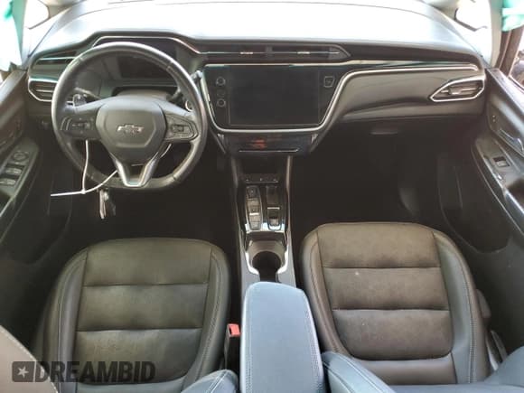 ✅ 2023 Chevrolet Bolt EV 2LT • VIN: 1G1FX6S0XP4172568 • Lot: 73647594. Wystawiony na Copart z przebiegiem 29 766 mil. Bezpłatny archiwum sprzedaży aukcyjnych z USA i szczegółowy raport historii pojazdu na DreamBid. Zdjęcie 8.