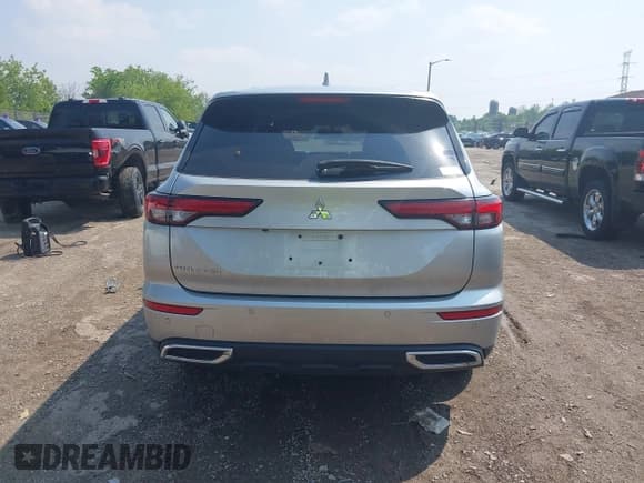 ✅ 2022 Mitsubishi Outlander ES • VIN: JA4J3TA87NZ019563 • Лот: 42427781. Опубликован ранее на IAAI с пробегом 89 828 миль. Бесплатный доступ к архиву аукционных продаж из США и подробный отчёт об истории автомобиля на DreamBid. Изображение 16.