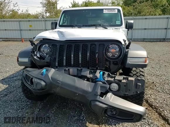 ✅ 2023 Jeep Wrangler • VIN: 1C4JJXN60PW662630 • Lot: 71930685. Listed on Copart with 25,147 mi. Free auction sales archive from the USA and detailed vehicle history report at DreamBid. Image 14.
