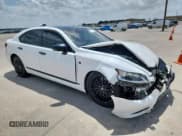 ✅ 2015 Lexus LS 460 • VIN: JTHCL5EF5F5023802 • Lot: 61601925. Wystawiony na Copart z przebiegiem 110 064 mil. Bezpłatny archiwum sprzedaży aukcyjnych z USA i szczegółowy raport historii pojazdu na DreamBid. Zdjęcie 4.