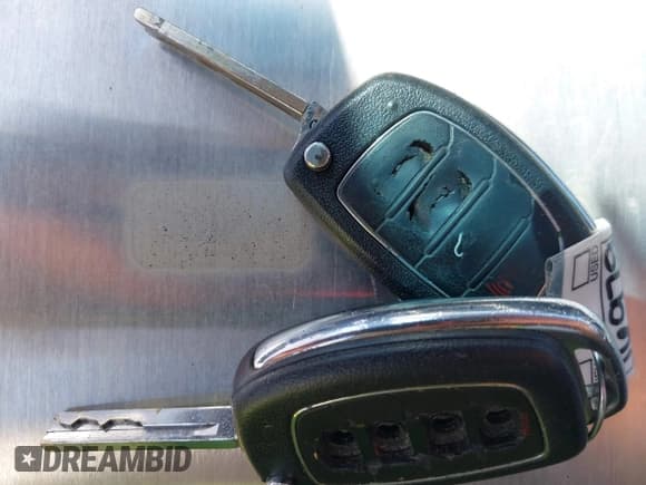 ✅ 2013 Hyundai Santa Fe Sport • VIN: 5XYZU3LB6DG021350 • Лот: 43004792. Опубликован ранее на IAAI с пробегом 144 323 миль. Бесплатный доступ к архиву аукционных продаж из США и подробный отчёт об истории автомобиля на DreamBid. Изображение 11.