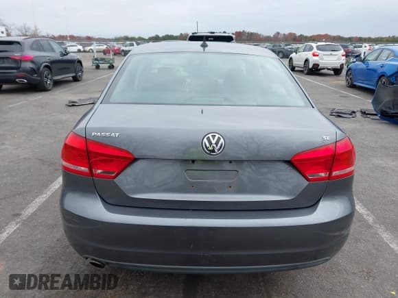 ✅ 2012 Volkswagen Passat SE • VIN: 1VWBP7A3XCC056095 • Lot: 43680865. Listed on IAAI with 152,783 mi. Free auction sales archive from the USA and detailed vehicle history report at DreamBid. Image 16.