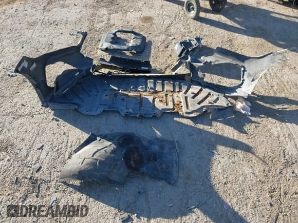 ✅ 2024 Ford Mustang GT Premium • VIN: 1FA6P8CF6R5435986 • Лот: 43620591. Опубликован ранее на IAAI с пробегом 13 711 миль. Бесплатный доступ к архиву аукционных продаж из США и подробный отчёт об истории автомобиля на DreamBid. Изображение 12.