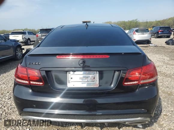 ✅ 2016 Mercedes-Benz E 400 • VIN: WDDKJ6FB6GF321135 • Lot: 51667595. Wystawiony na Copart z przebiegiem 124 759 mil. Bezpłatny archiwum sprzedaży aukcyjnych z USA i szczegółowy raport historii pojazdu na DreamBid. Zdjęcie 6.