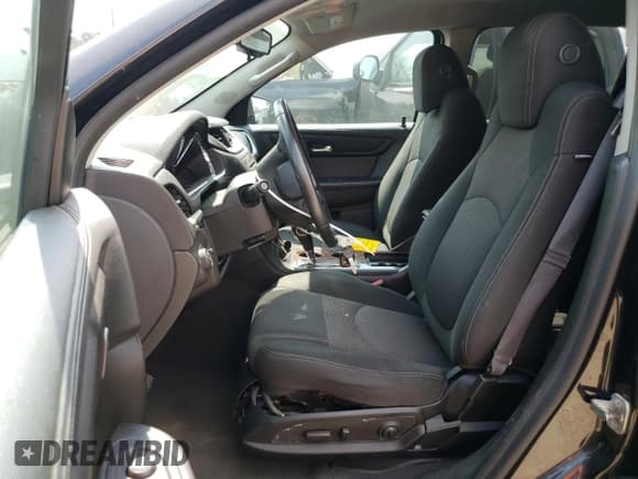 ✅ 2013 Chevrolet Traverse LT • VIN: 1GNKRGKD6DJ106144 • Lot: 67556434. Wystawiony na Copart z przebiegiem 124 104 mil. Bezpłatny archiwum sprzedaży aukcyjnych z USA i szczegółowy raport historii pojazdu na DreamBid. Zdjęcie 7.